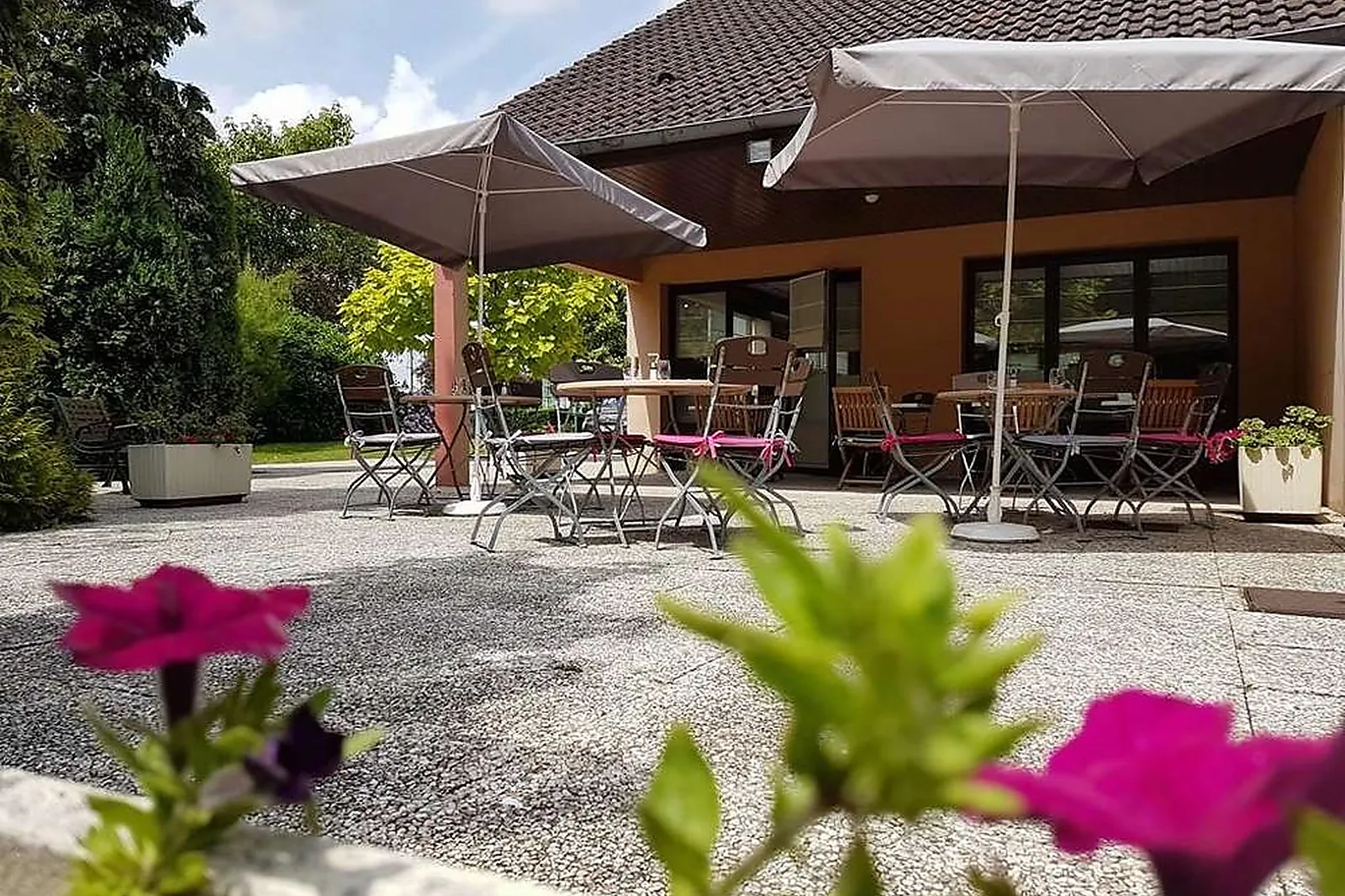 Lieux événementiels, CAMPANILE MAUBEUGE