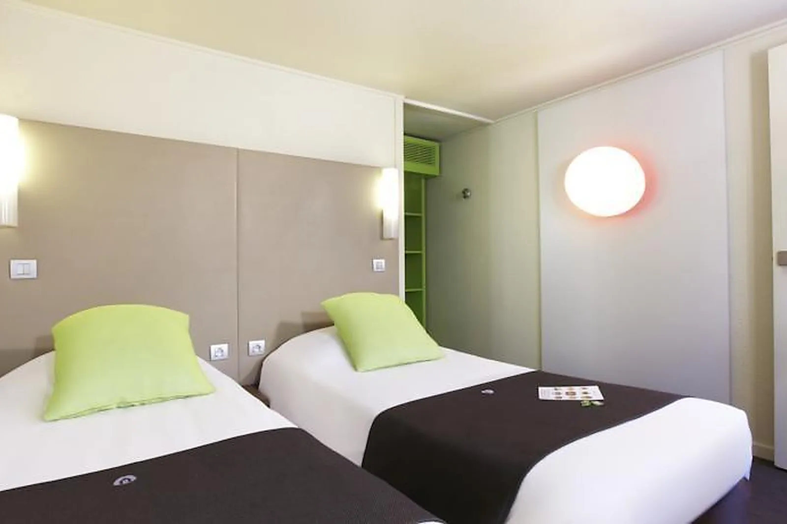 Lieux événementiels, CAMPANILE MEAUX