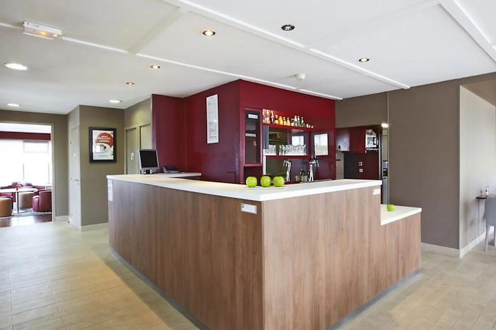 Lieux événementiels, CAMPANILE MEAUX