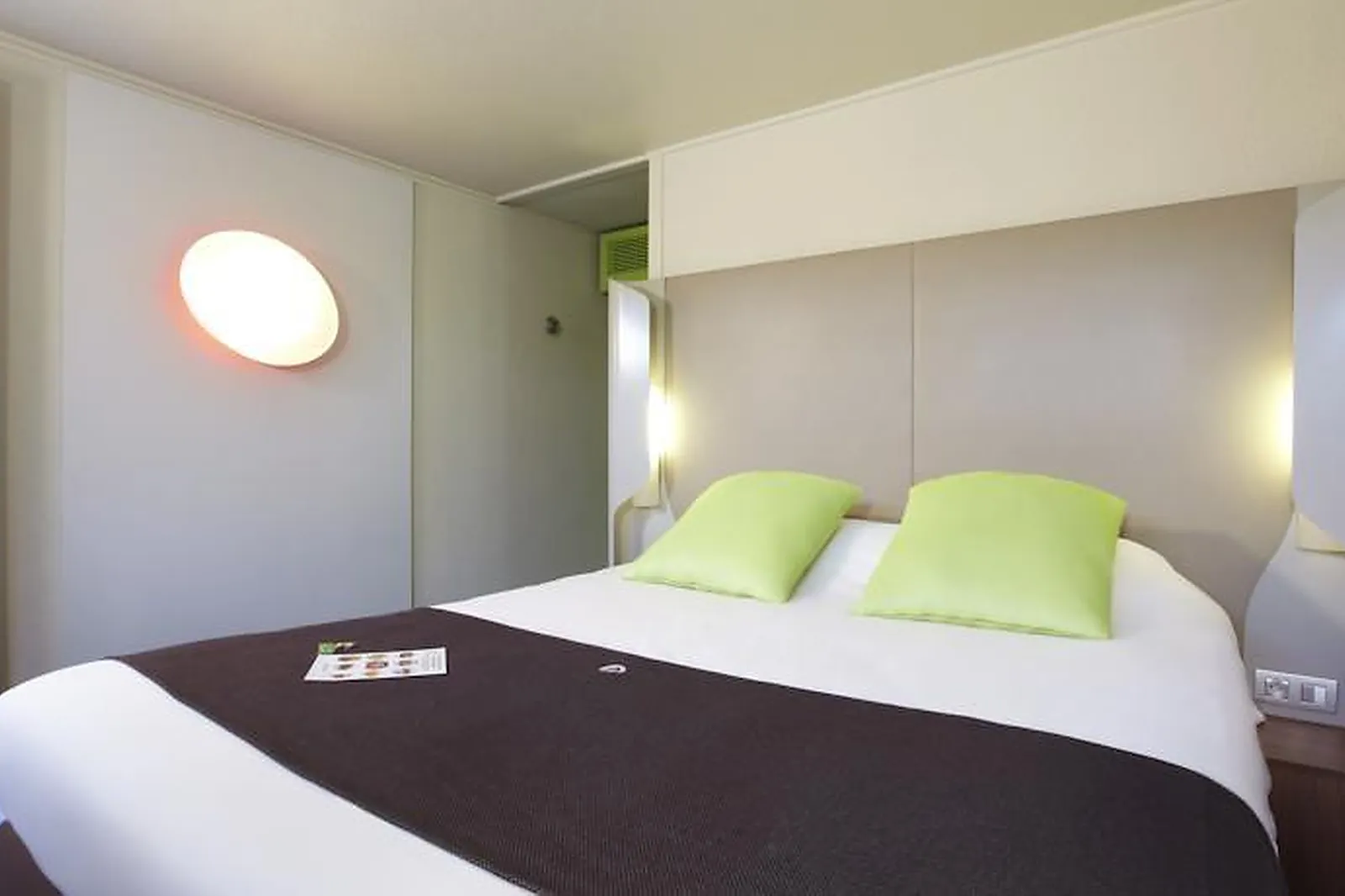 Lieux événementiels, CAMPANILE MEAUX