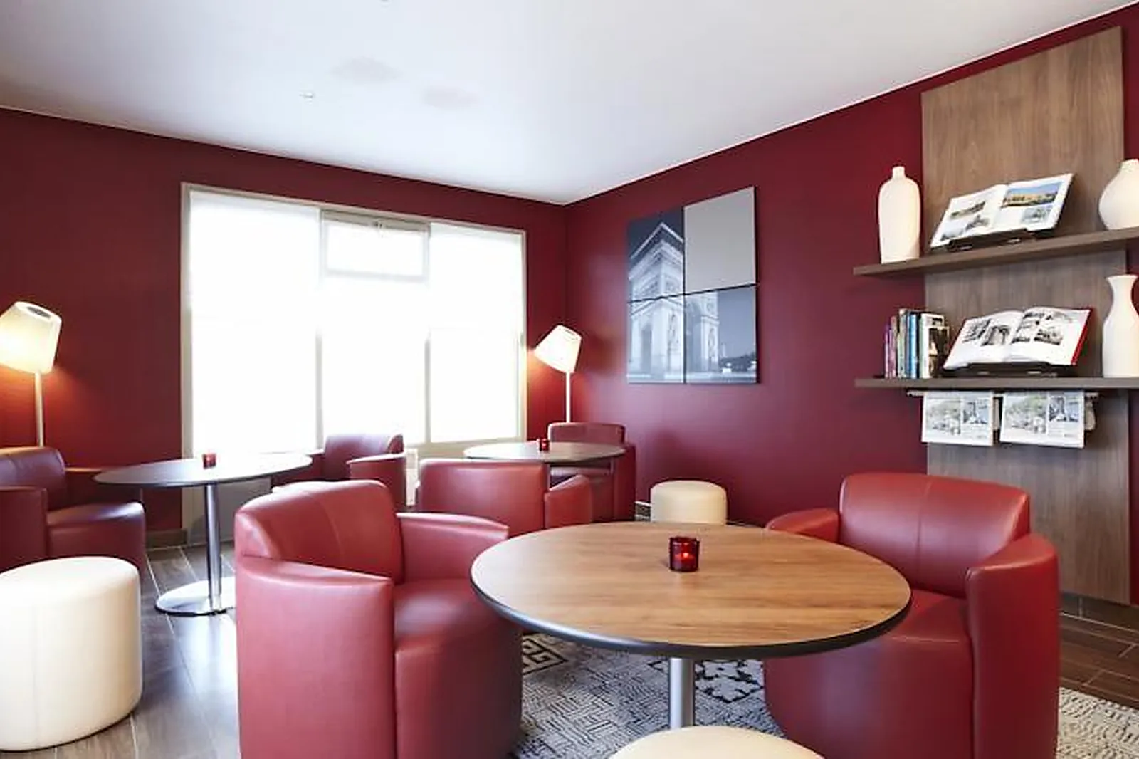 Lieux événementiels, CAMPANILE MEAUX