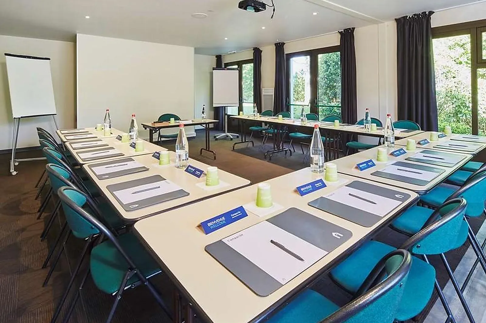 Lieux événementiels, CAMPANILE MELUN SÉNART - VERT SAINT DENIS