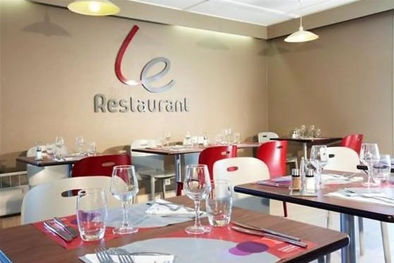 Lieux événementiels, CAMPANILE MONTARGIS - AMILLY