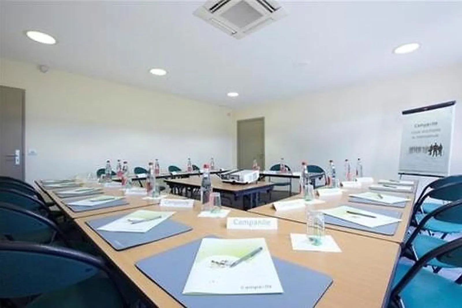 Lieux événementiels, CAMPANILE MONTARGIS - AMILLY