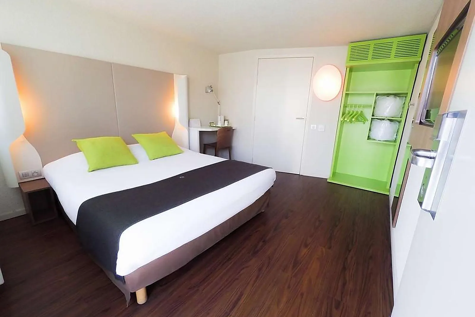 Lieux événementiels, CAMPANILE MORANGIS ORLY