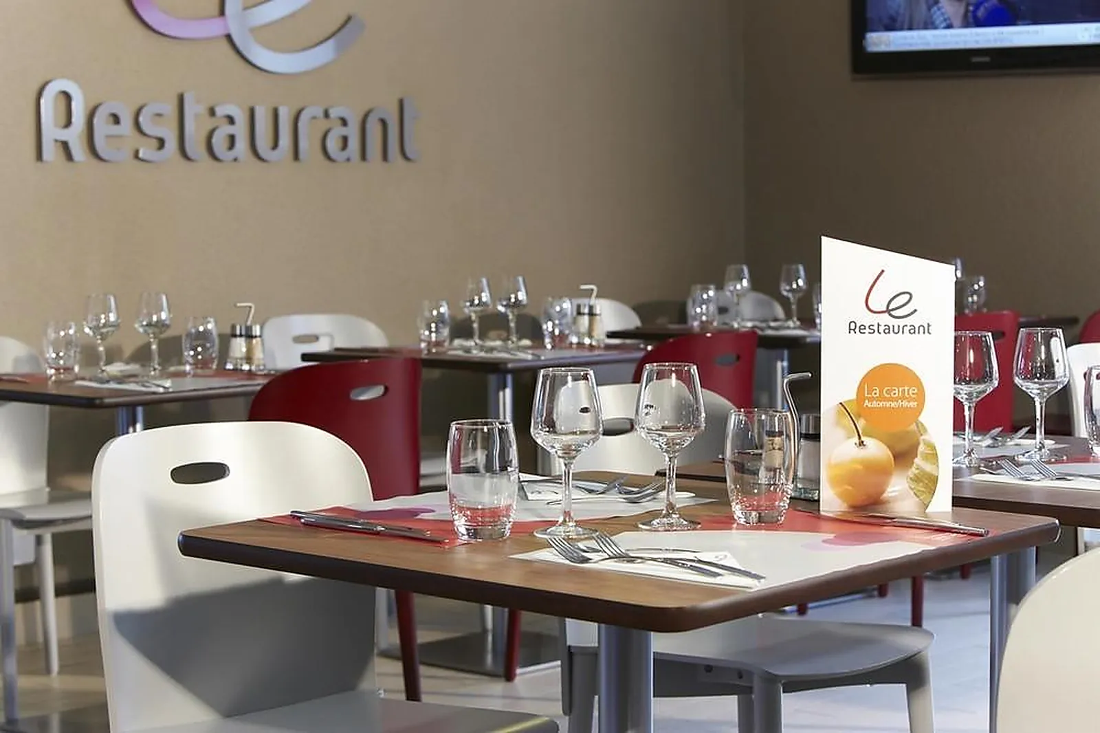 Lieux événementiels, CAMPANILE MORANGIS ORLY