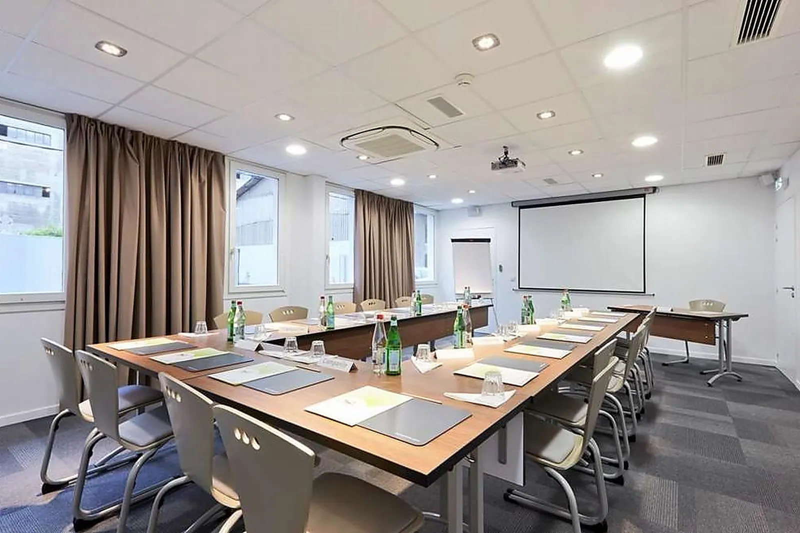 Lieux événementiels, CAMPANILE NANCY CENTRE-GARE