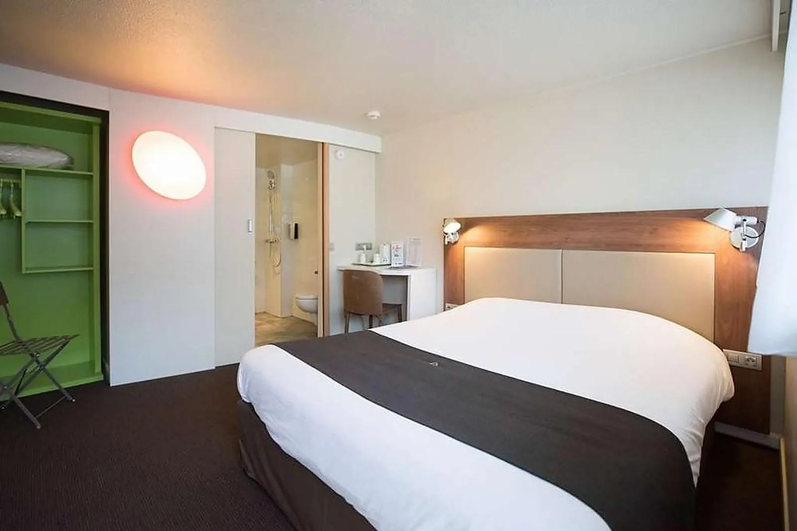 Lieux événementiels, CAMPANILE NANTES SUD REZÉ AÉROPORT