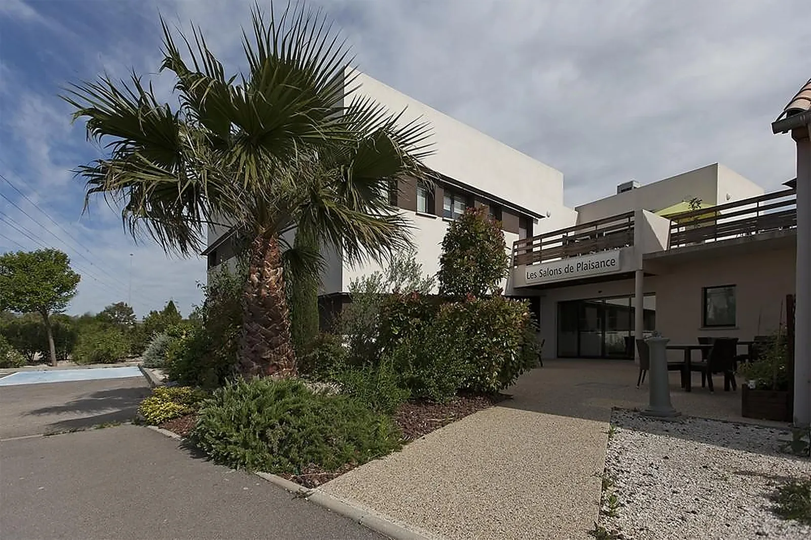 Lieux événementiels, CAMPANILE NARBONNE