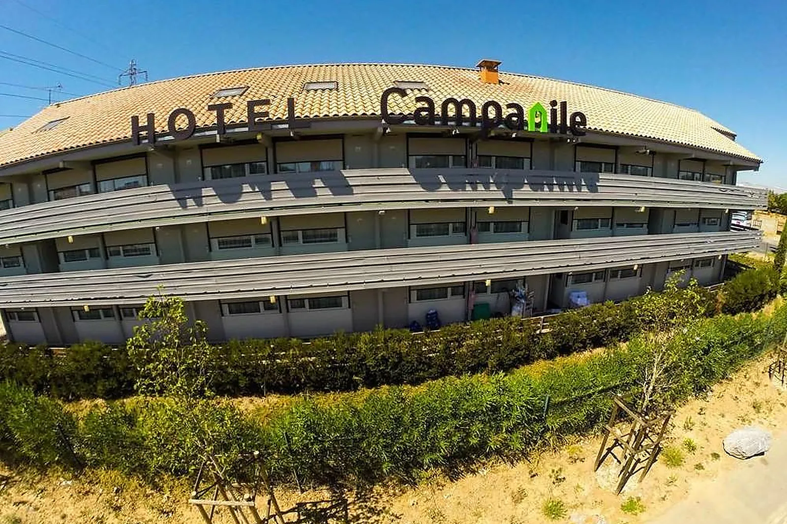 Lieux événementiels, CAMPANILE NARBONNE