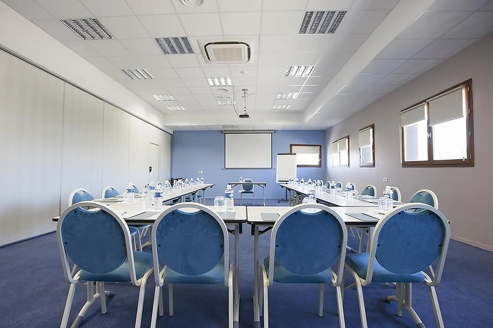 Lieux événementiels, CAMPANILE NARBONNE