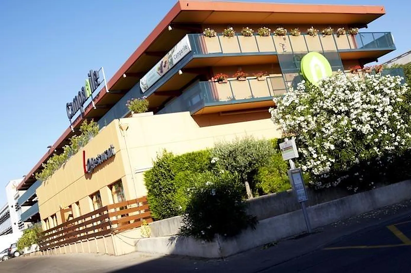 Lieux événementiels, CAMPANILE NIMES CENTRE - MAS CARBONNEL