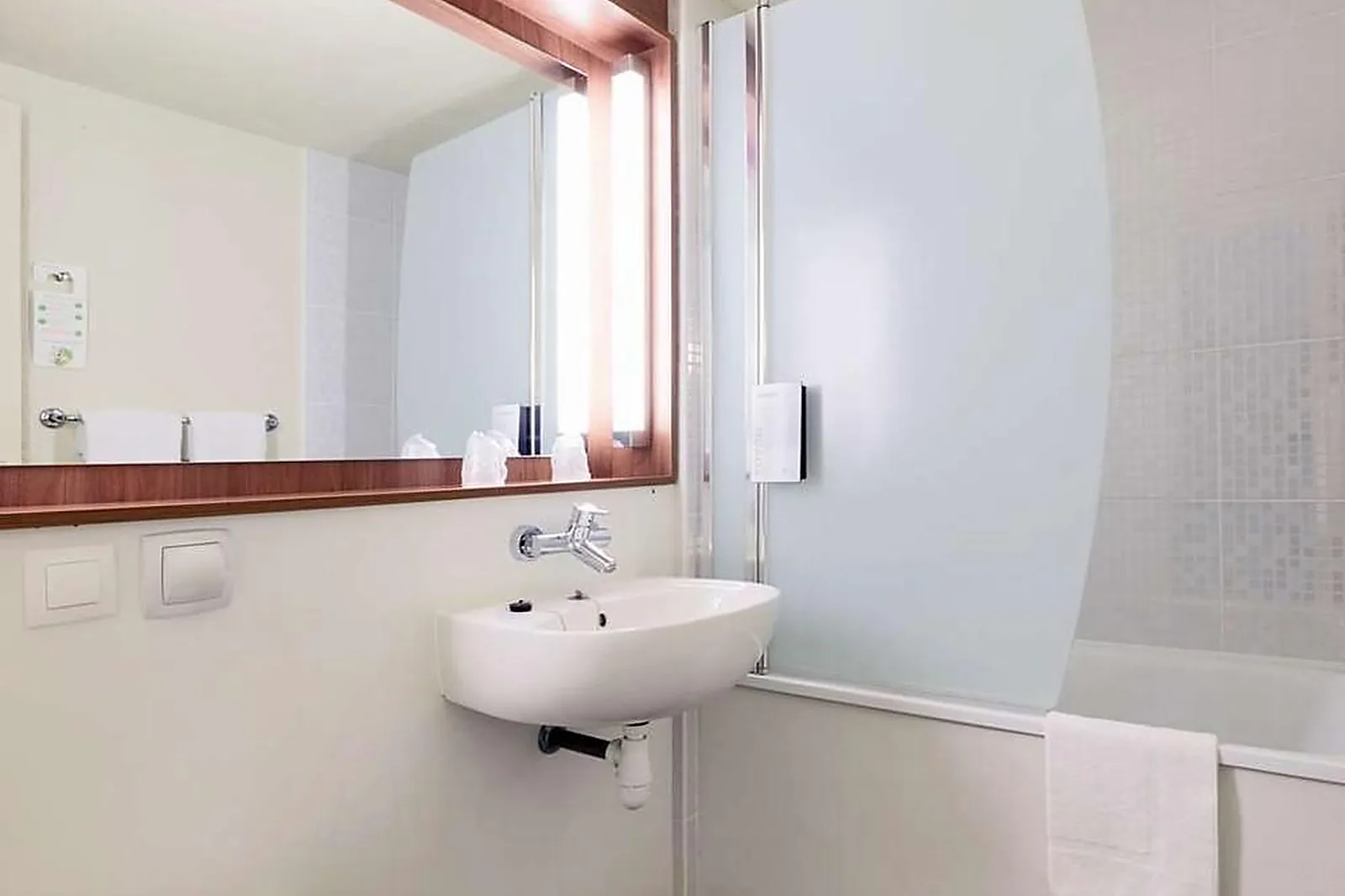 Lieux événementiels, CAMPANILE ORLÉANS CENTRE GARE