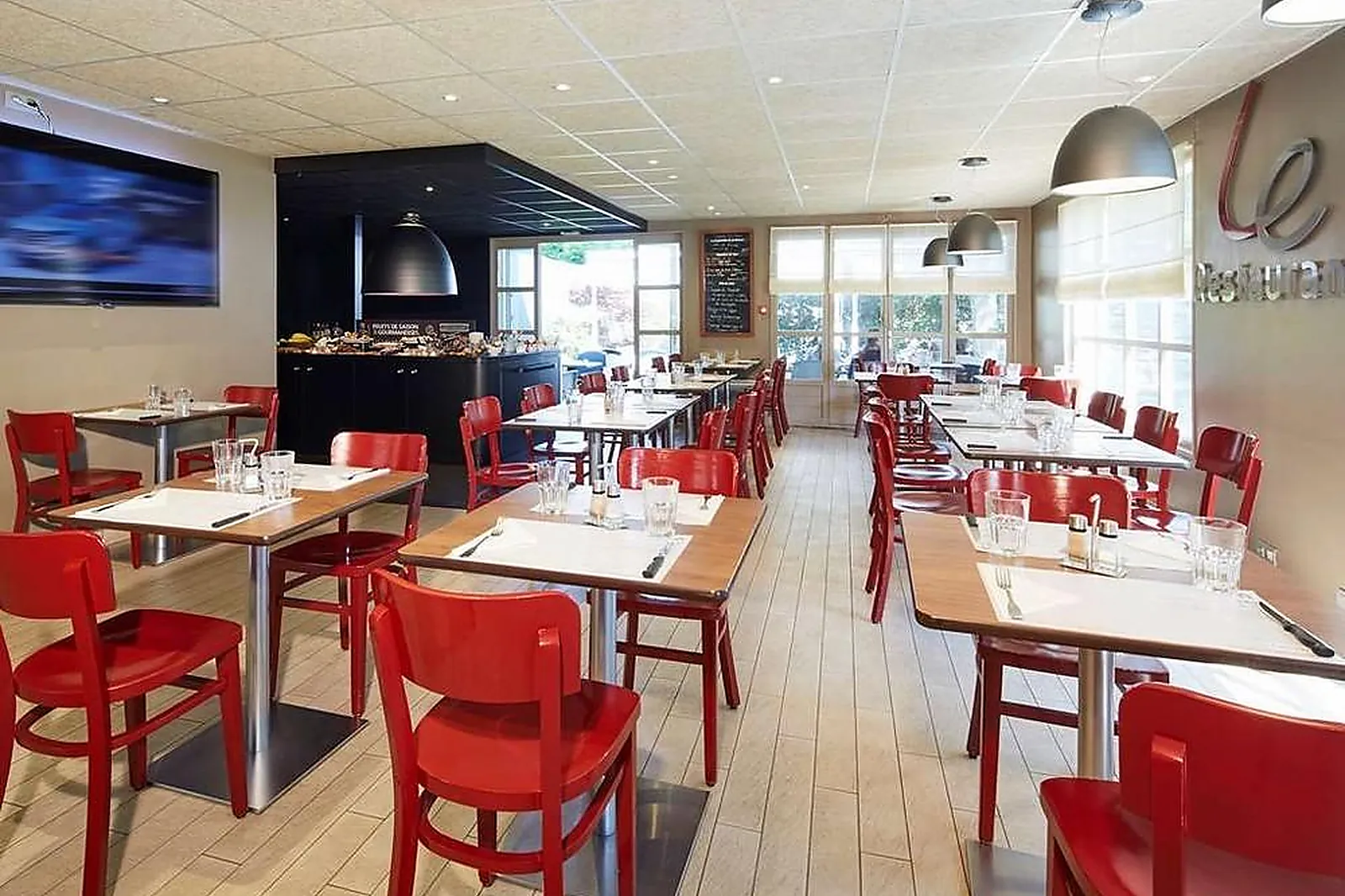 Lieux événementiels, CAMPANILE ORLEANS SUD LA SOURCE