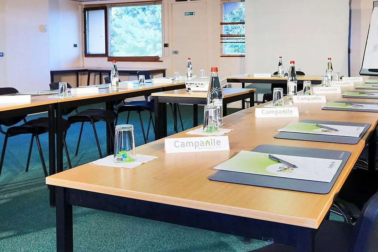 Lieux événementiels, CAMPANILE PARIS EST BOBIGNY