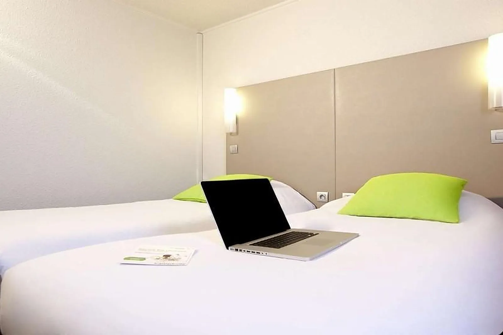 Lieux événementiels, CAMPANILE PARIS EST BOBIGNY