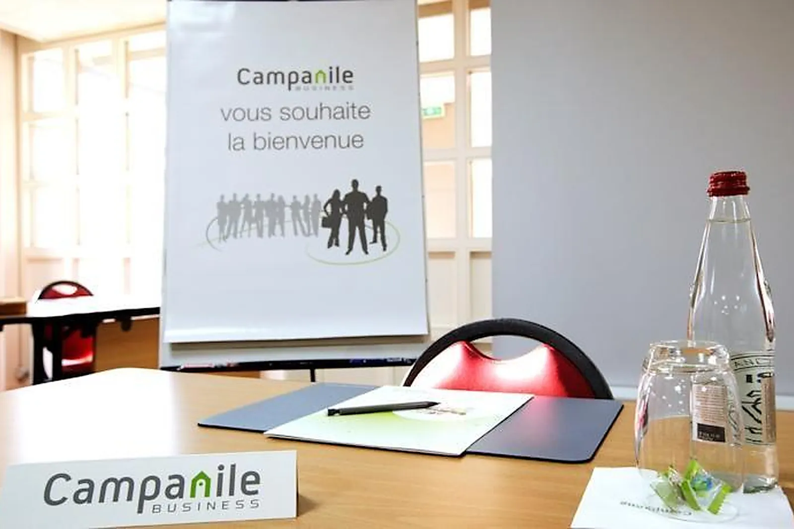 Lieux événementiels, CAMPANILE PARIS EST PANTIN