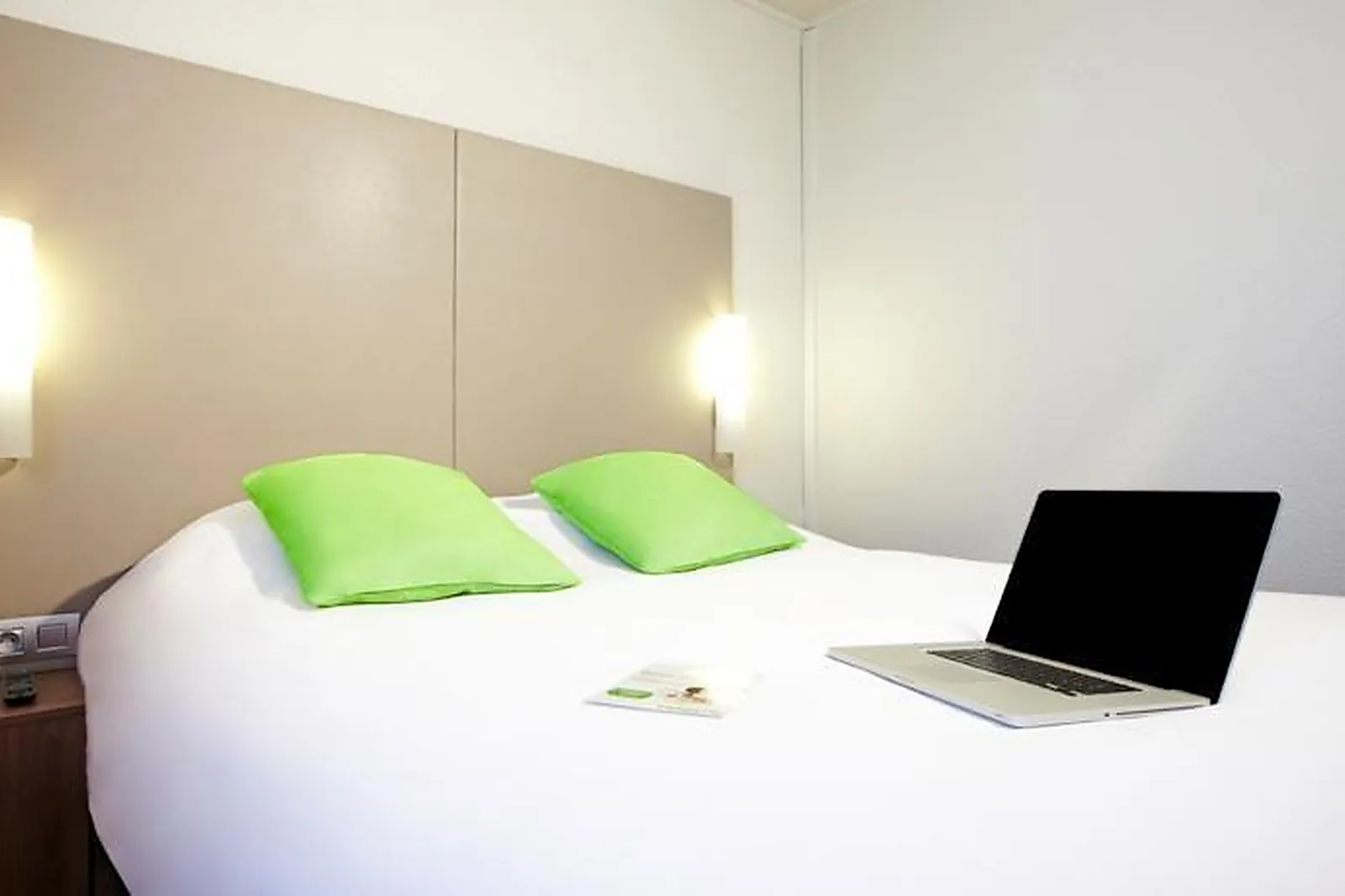 Lieux événementiels, CAMPANILE PARIS EST PANTIN