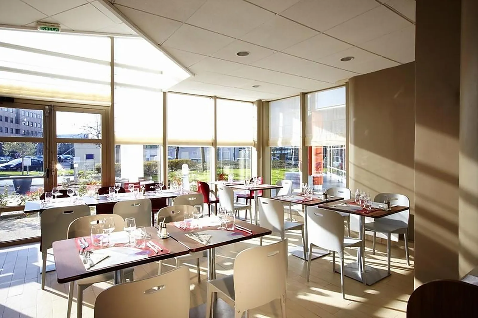 Lieux événementiels, CAMPANILE PARIS OUEST GENNEVILLIERS BARBANNIERS