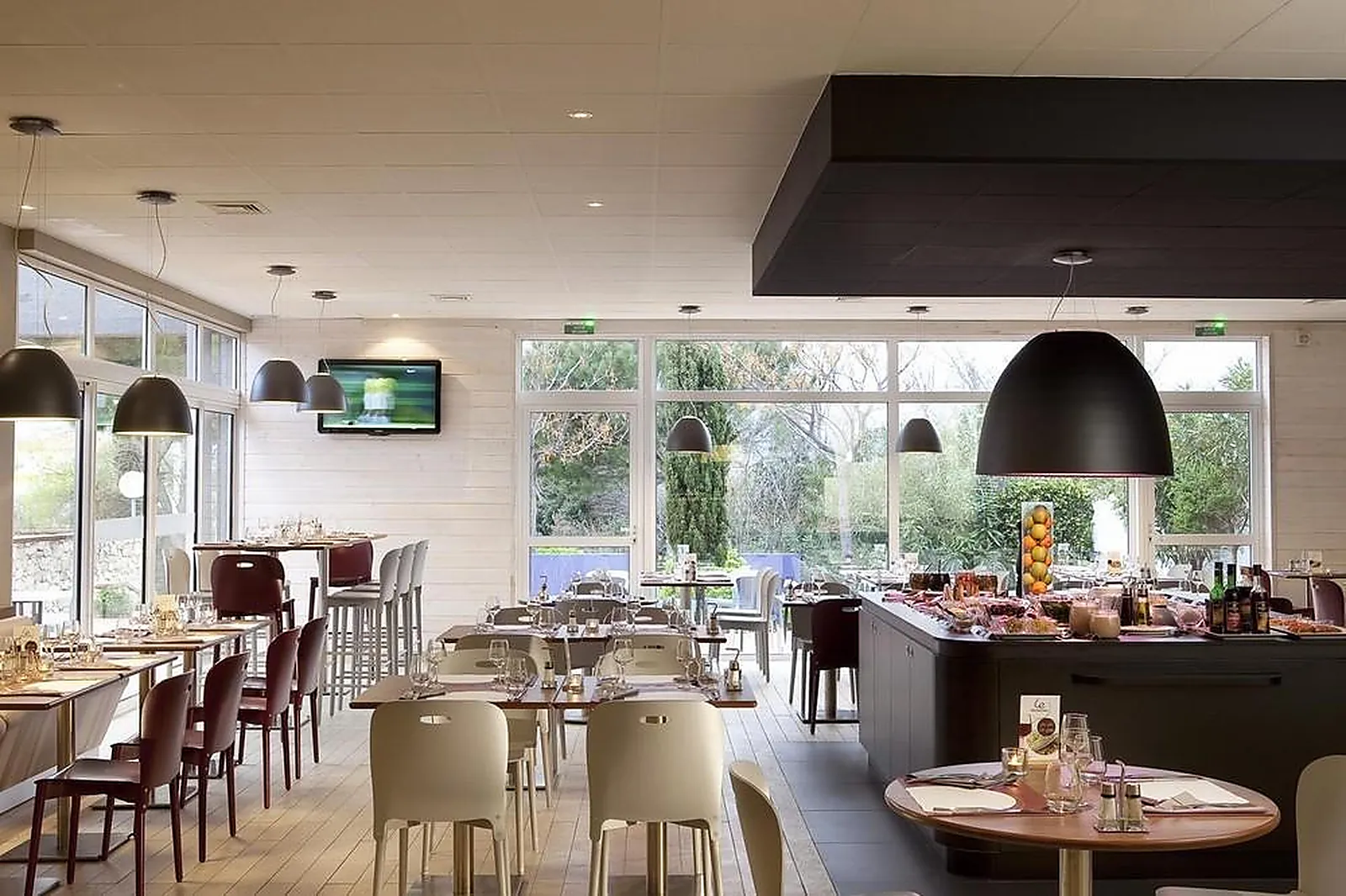 Lieux événementiels, CAMPANILE PERPIGNAN AÉROPORT