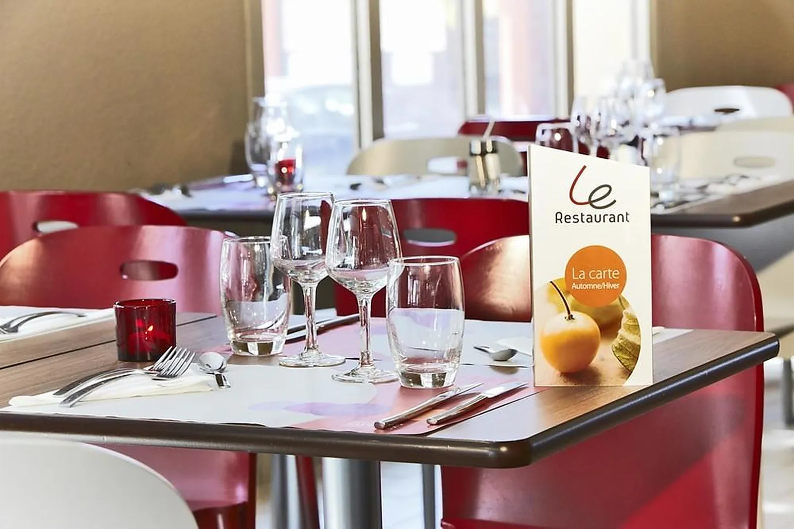 Lieux événementiels, CAMPANILE PERPIGNAN SUD