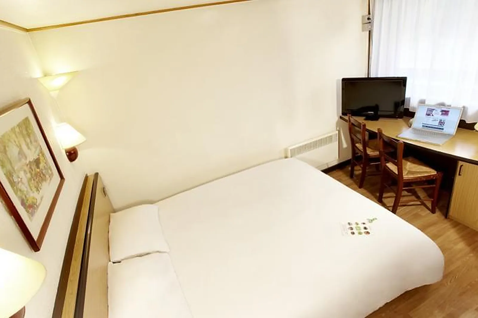 Lieux événementiels, CAMPANILE QUIMPER