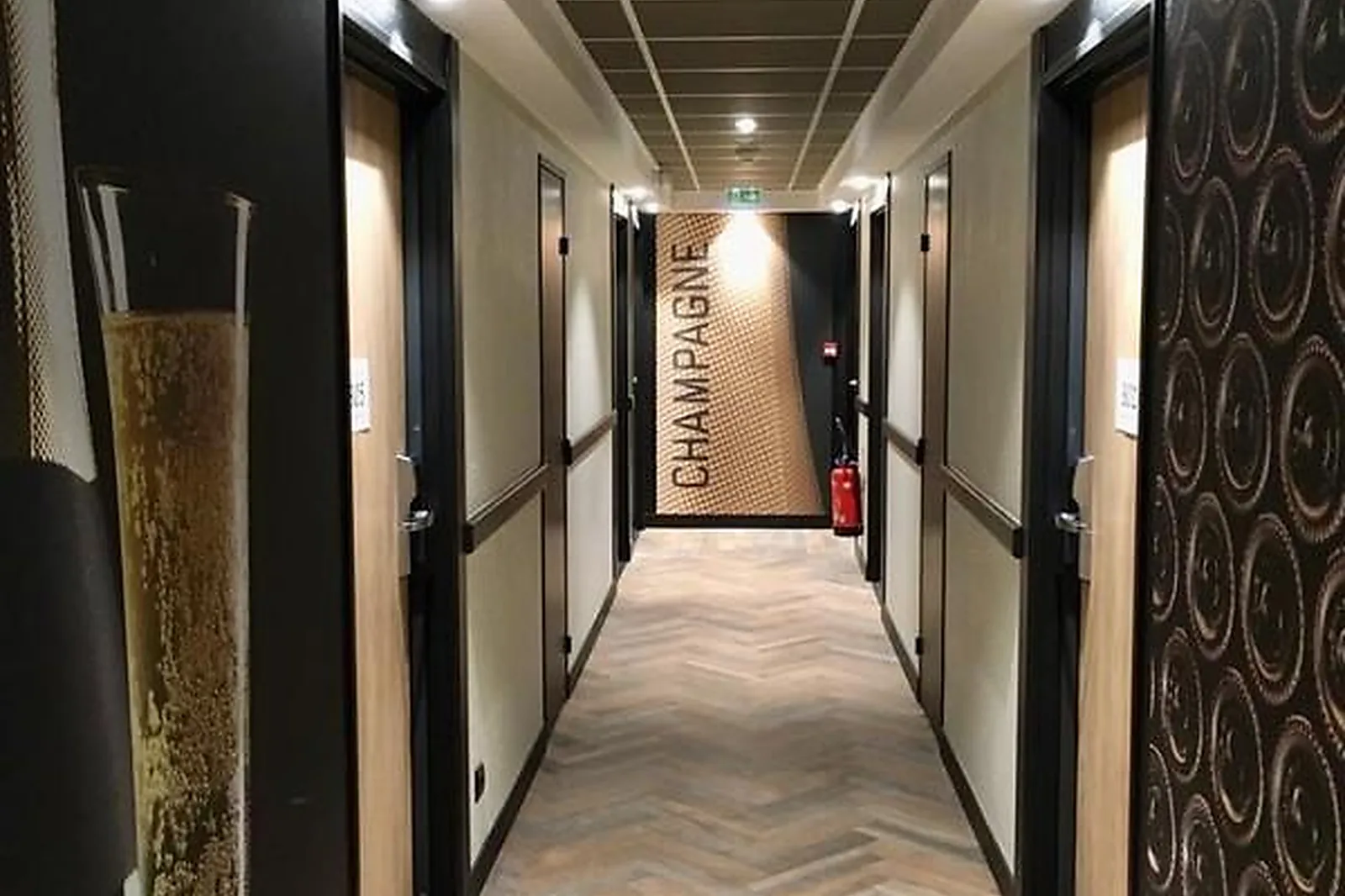 Lieux événementiels, CAMPANILE REIMS CENTRE CATHÉDRALE