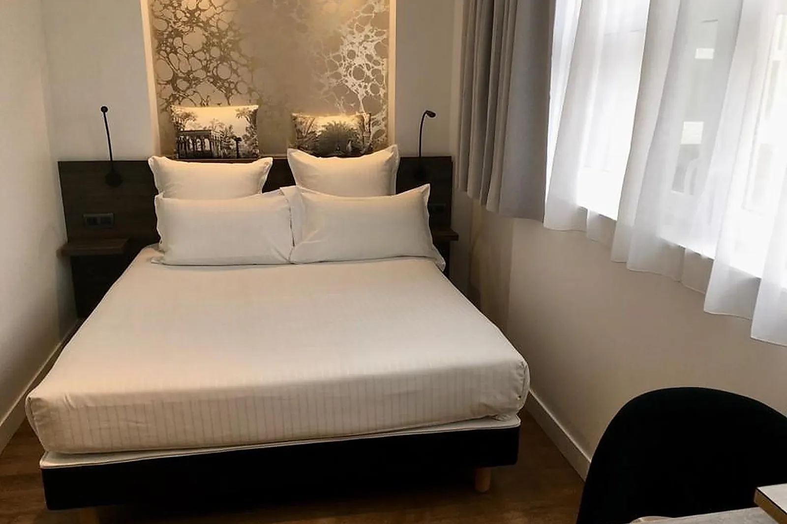 Lieux événementiels, CAMPANILE REIMS CENTRE CATHÉDRALE