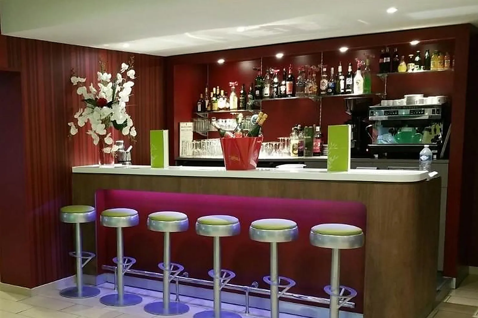 Lieux événementiels, CAMPANILE REIMS CENTRE CATHÉDRALE