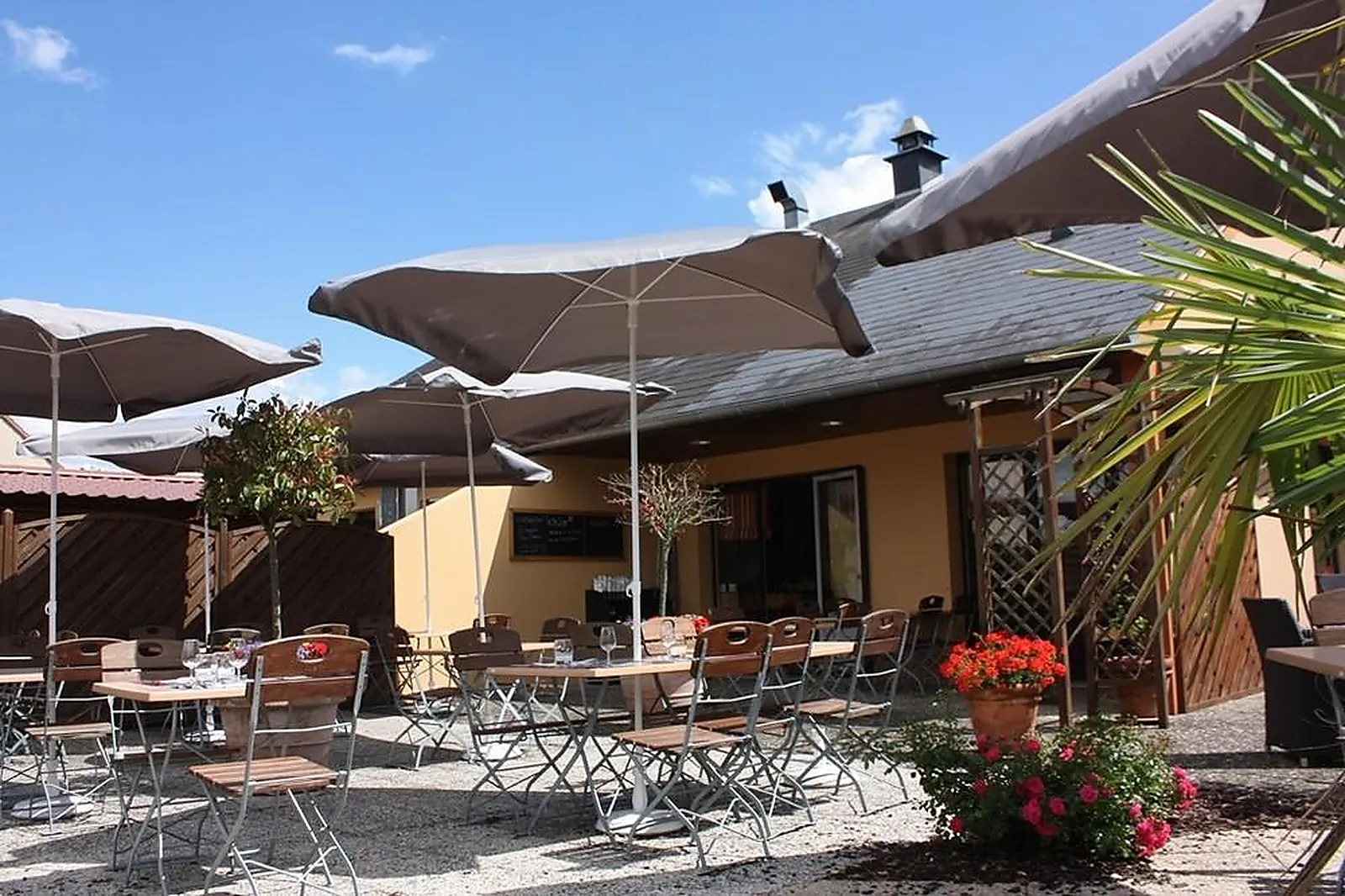 Lieux événementiels, CAMPANILE REIMS OUEST