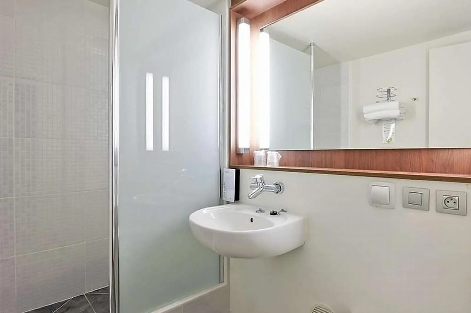 Lieux événementiels, CAMPANILE RENNES OUEST CLEUNAY