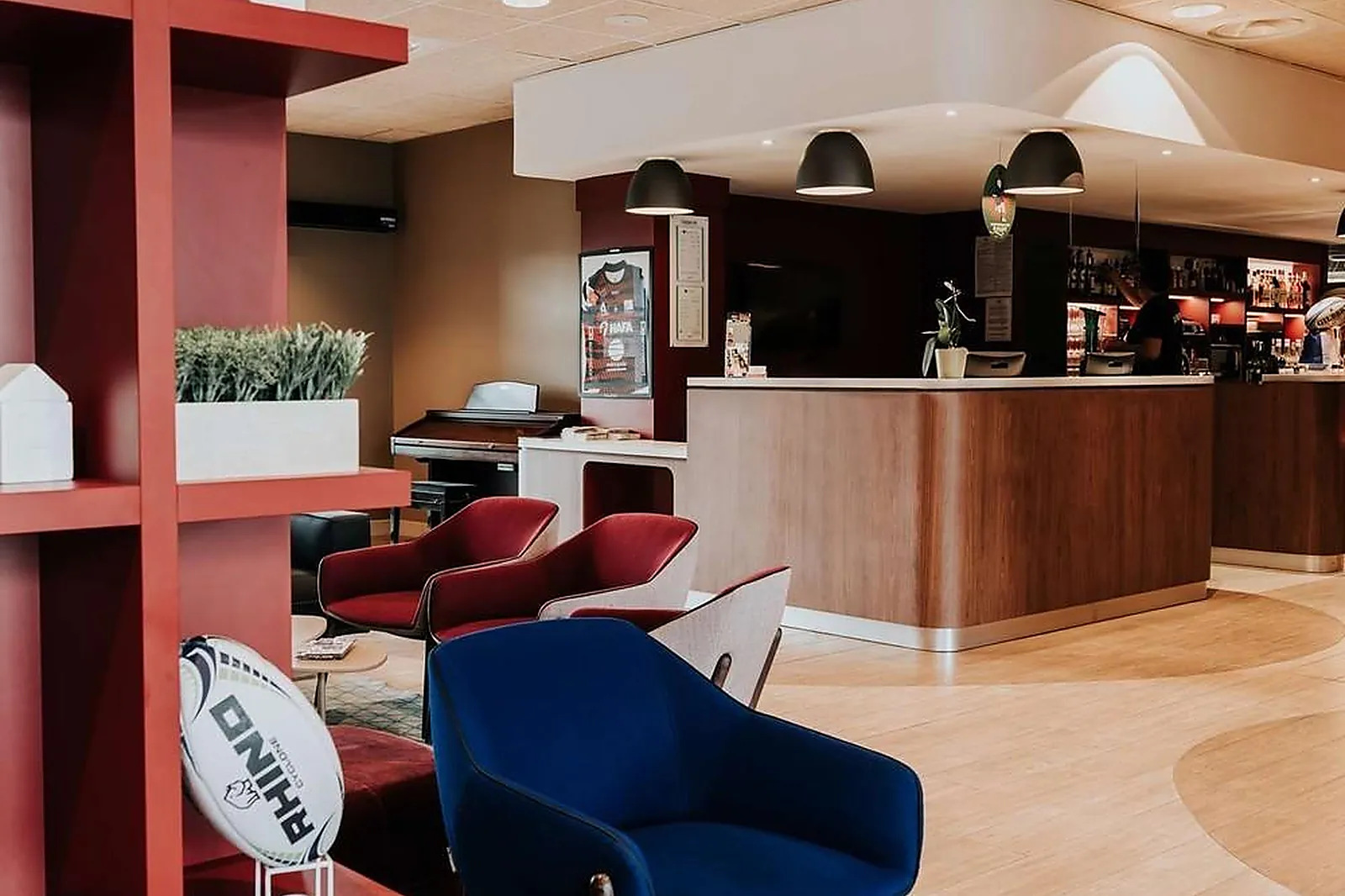 Lieux événementiels, CAMPANILE ROUEN MERMOZ