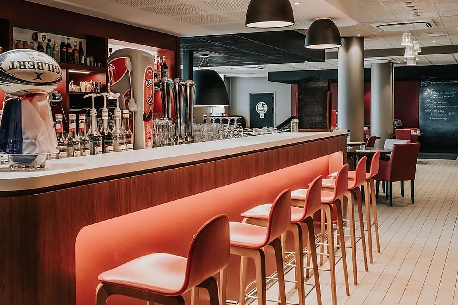 Lieux événementiels, CAMPANILE ROUEN MERMOZ