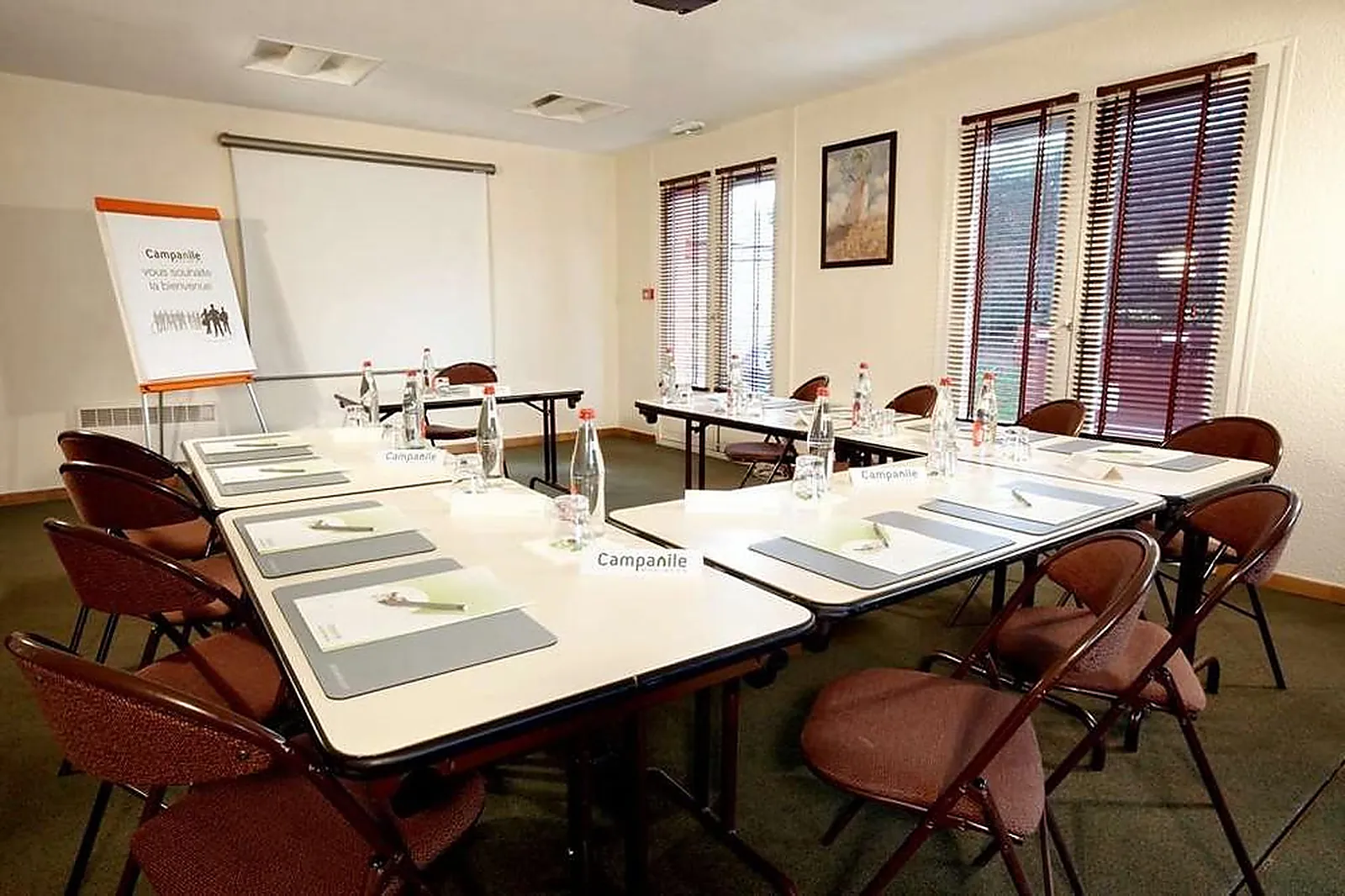 Lieux événementiels, CAMPANILE ROUEN NORD MONT SAINT AIGNAN