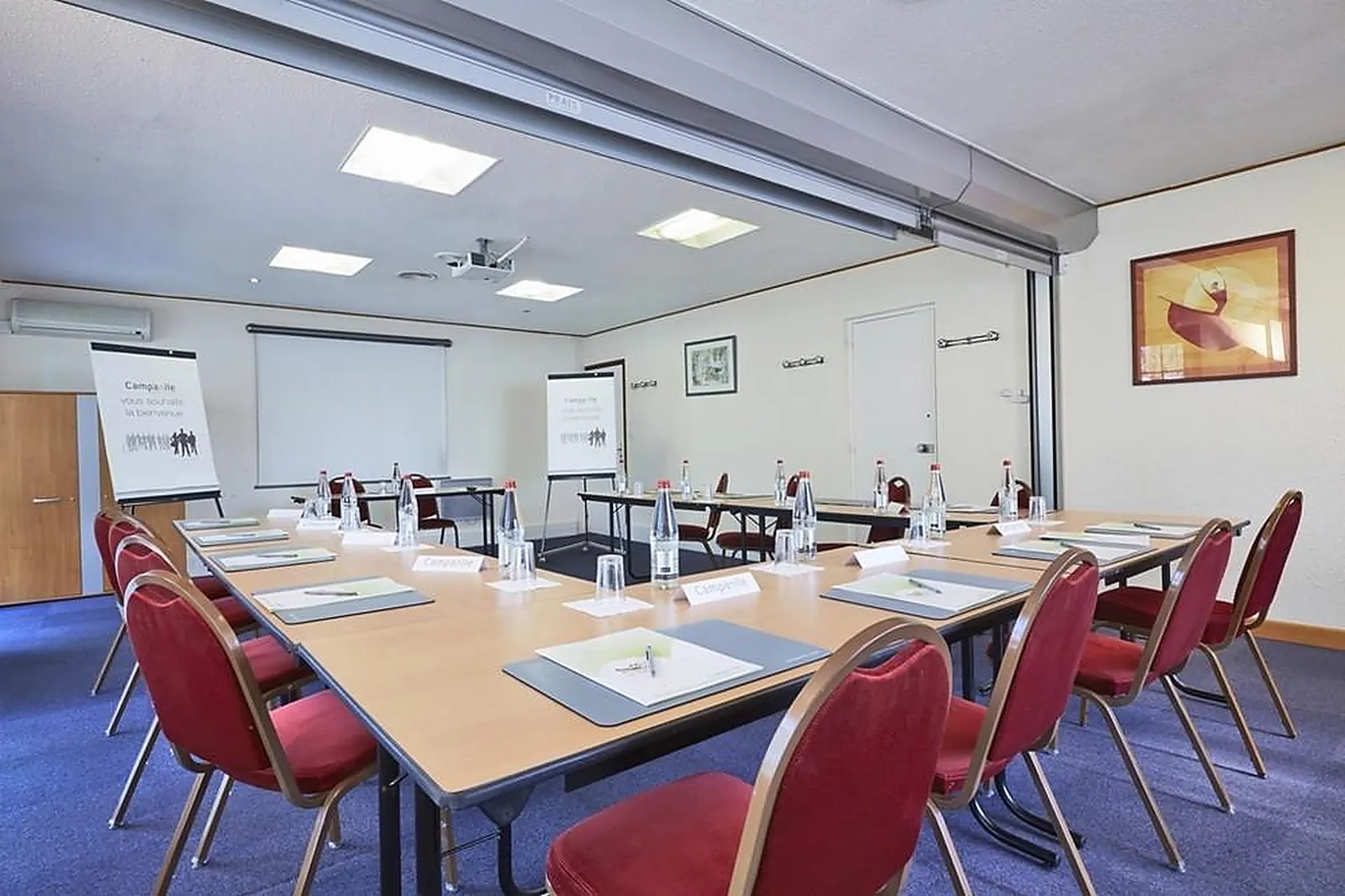 Lieux événementiels, CAMPANILE SAINT-ETIENNE CENTRE VILLARS