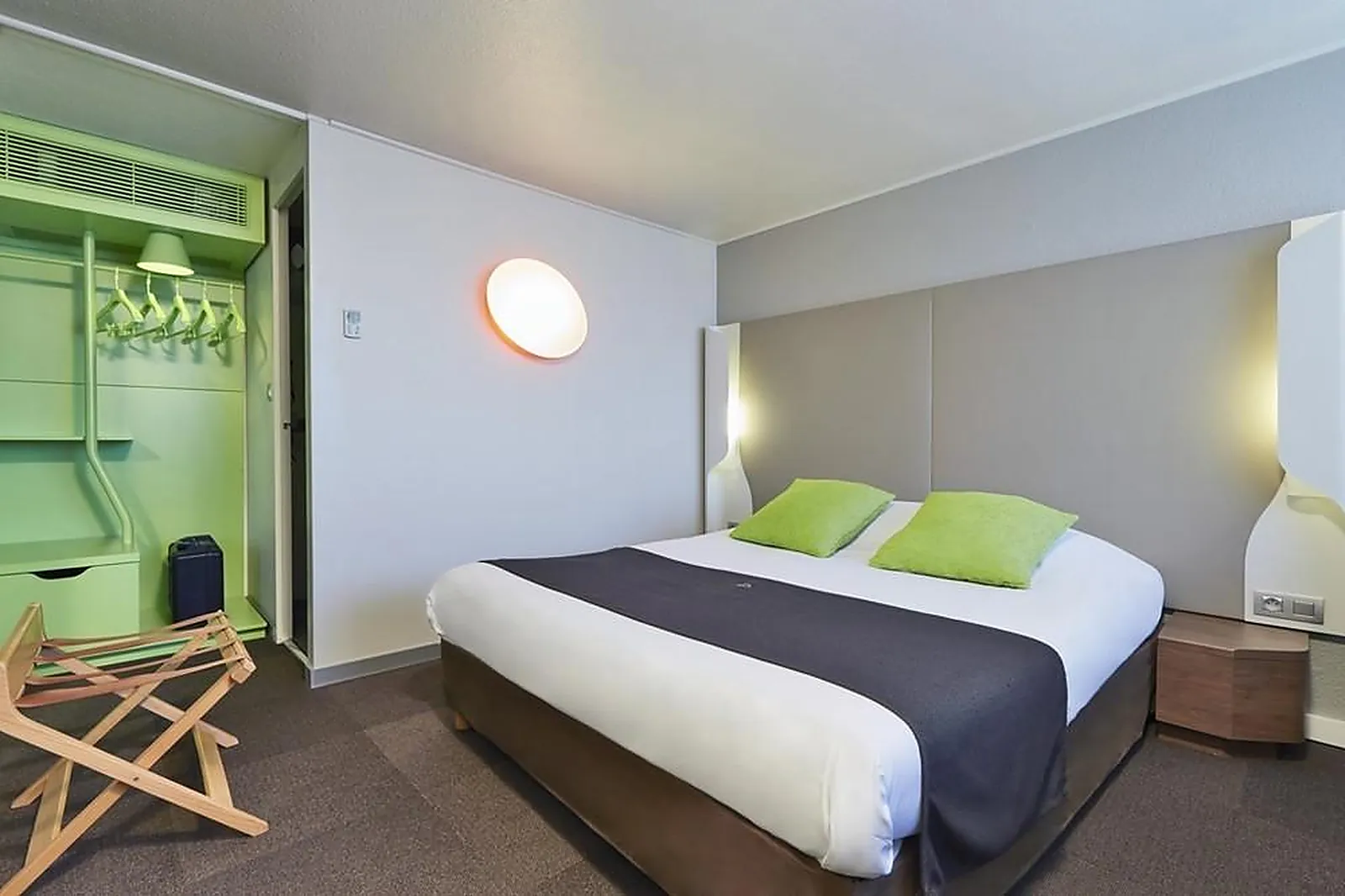 Lieux événementiels, CAMPANILE SAINT-ETIENNE CENTRE VILLARS