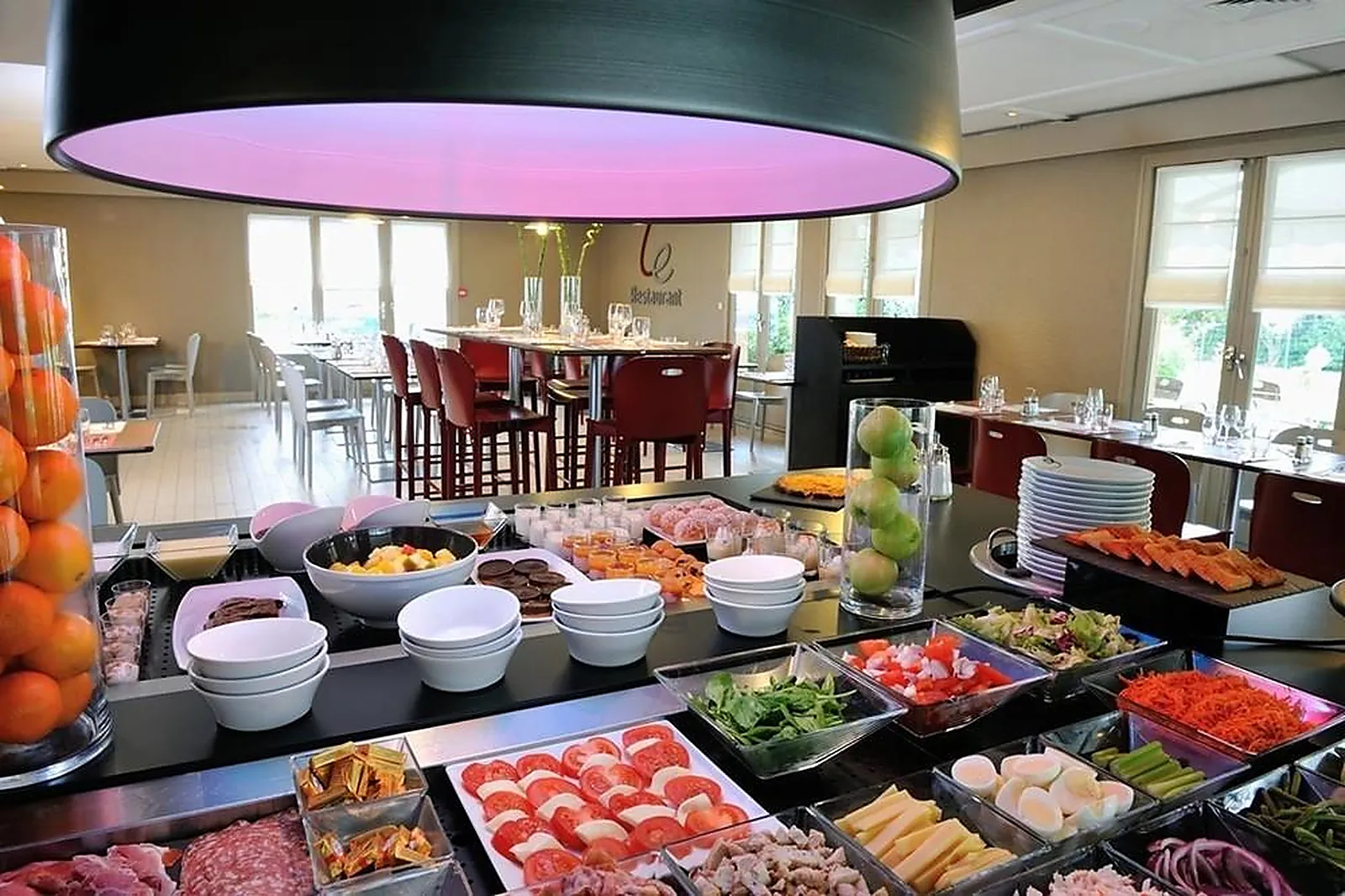 Lieux événementiels, CAMPANILE SAINTES