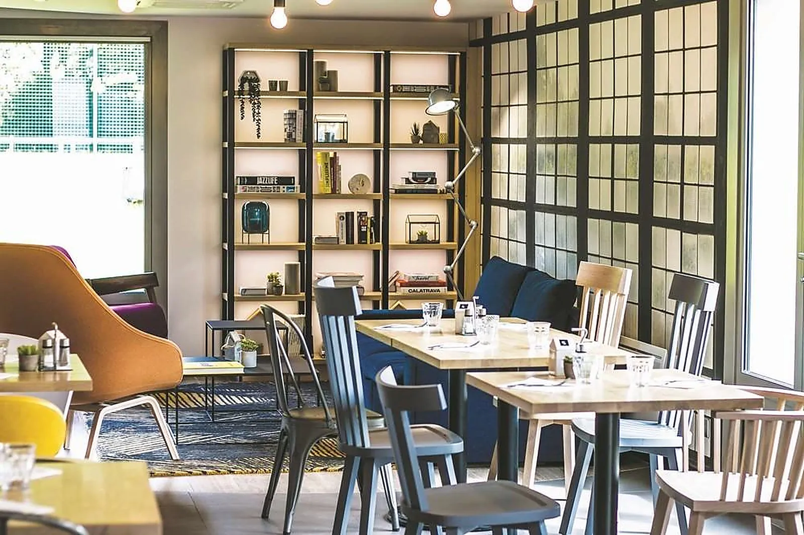 Lieux événementiels, CAMPANILE SENLIS