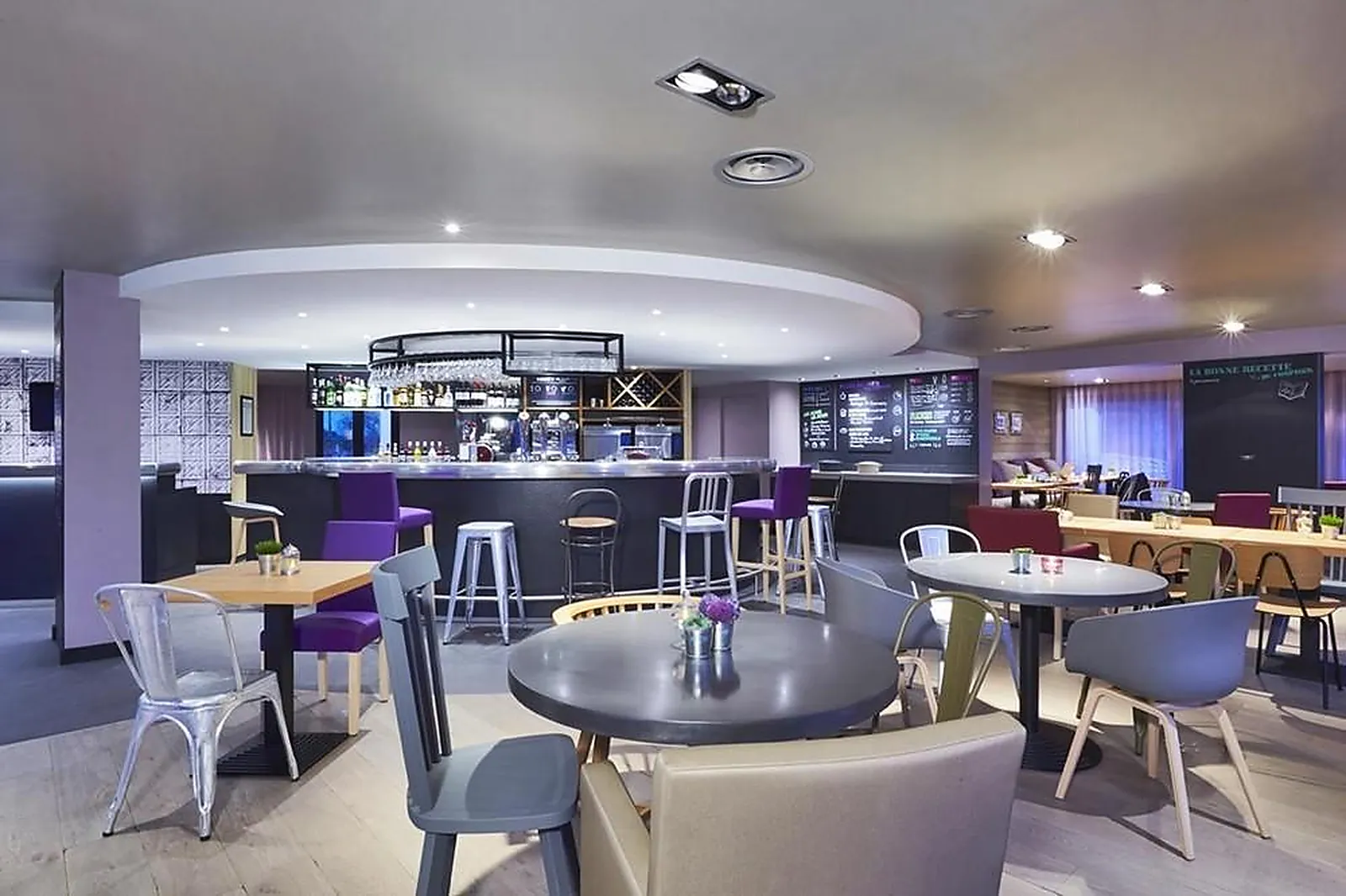 Lieux événementiels, CAMPANILE ST GERMAIN EN LAYE