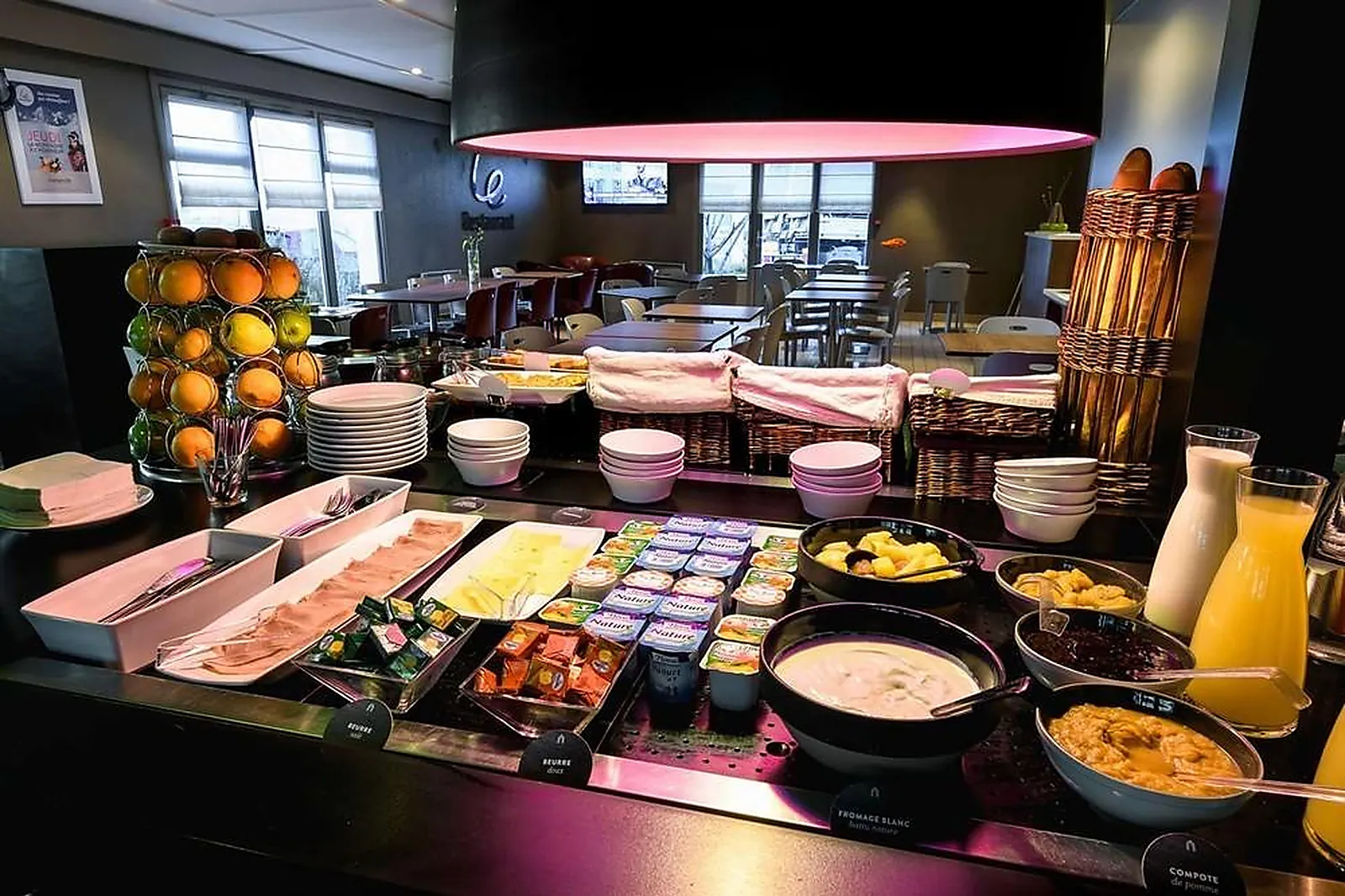 Lieux événementiels, CAMPANILE TOULOUSE NORD SESQUIÈRES