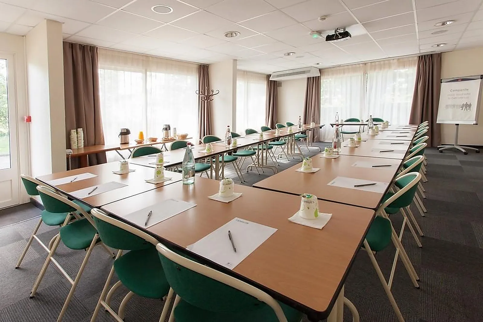 Lieux événementiels, CAMPANILE TOURS SUD JOUÉ-LÈS-TOURS