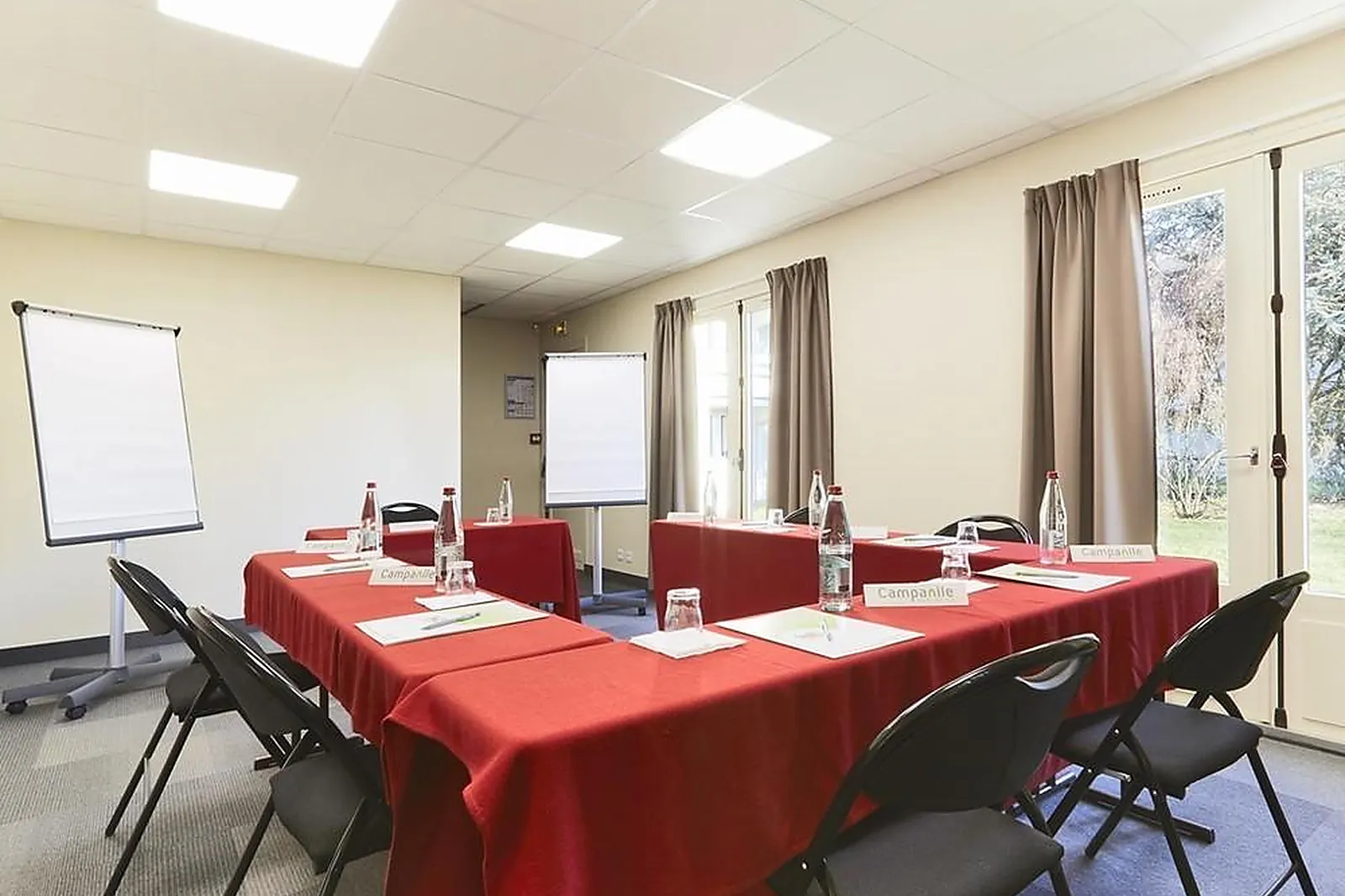 Lieux événementiels, CAMPANILE TROYES SUD - BUCHÈRES