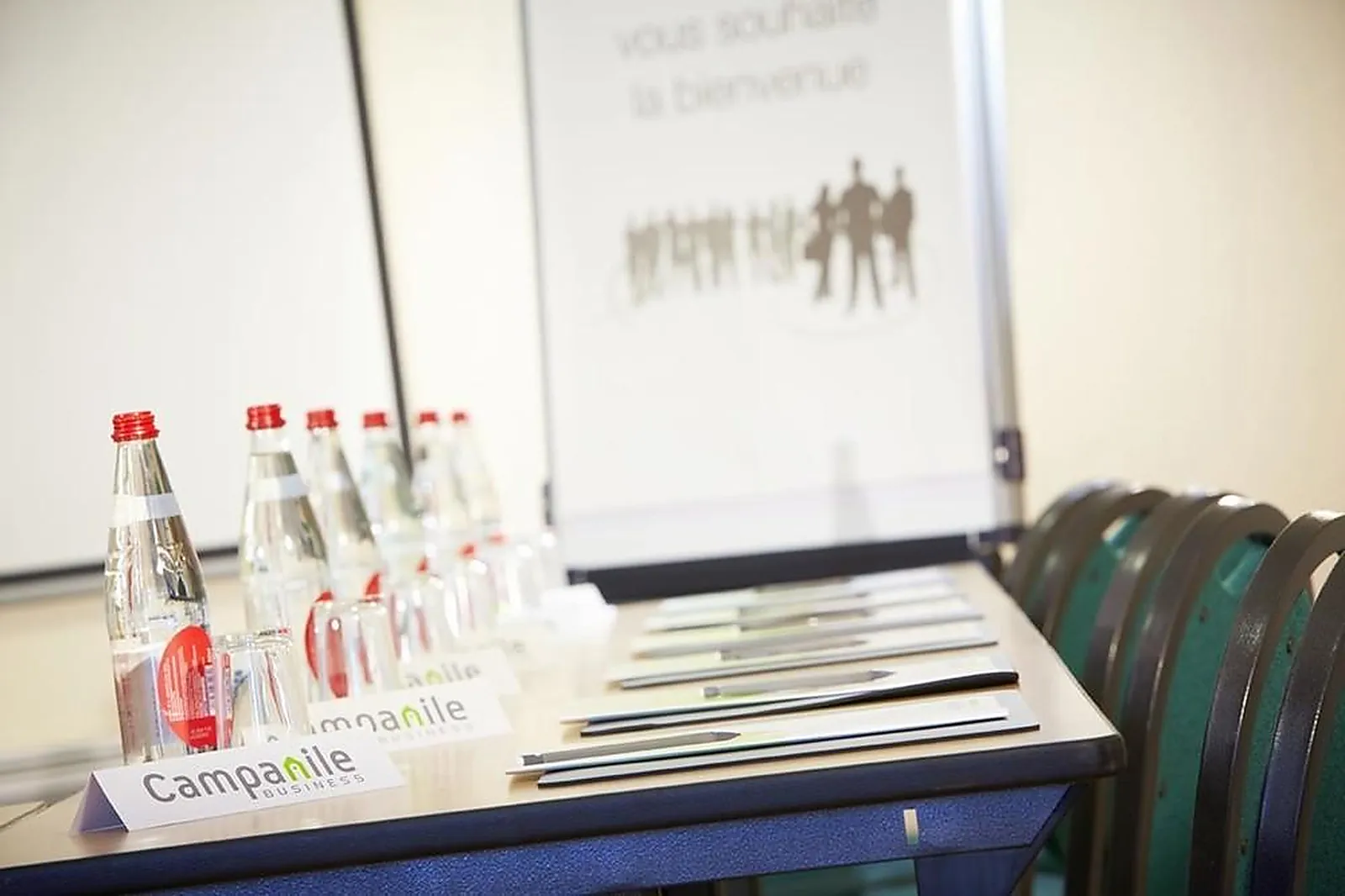 Lieux événementiels, CAMPANILE TROYES SUD - BUCHÈRES