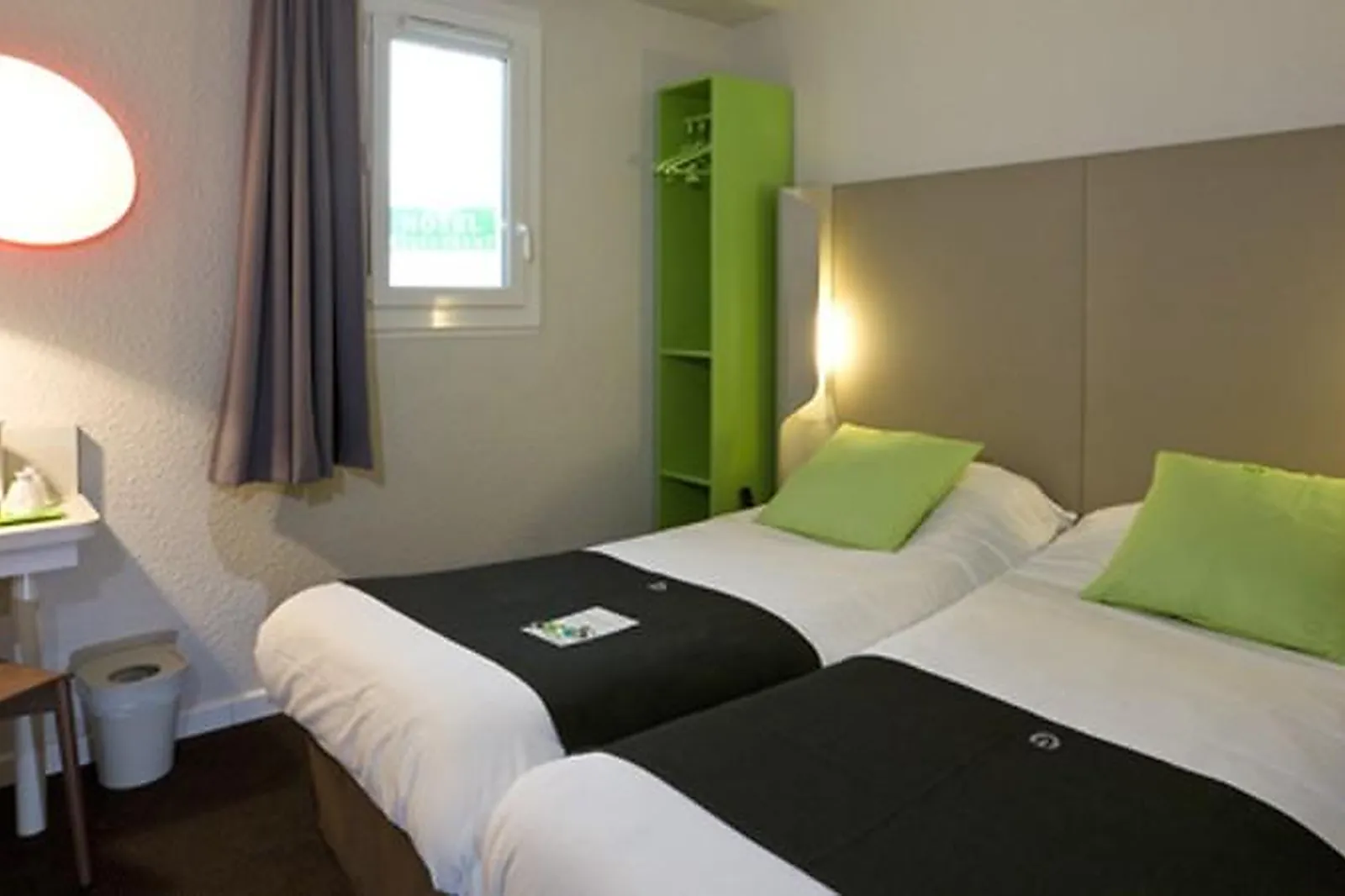 Lieux événementiels, CAMPANILE VALENCE NORD