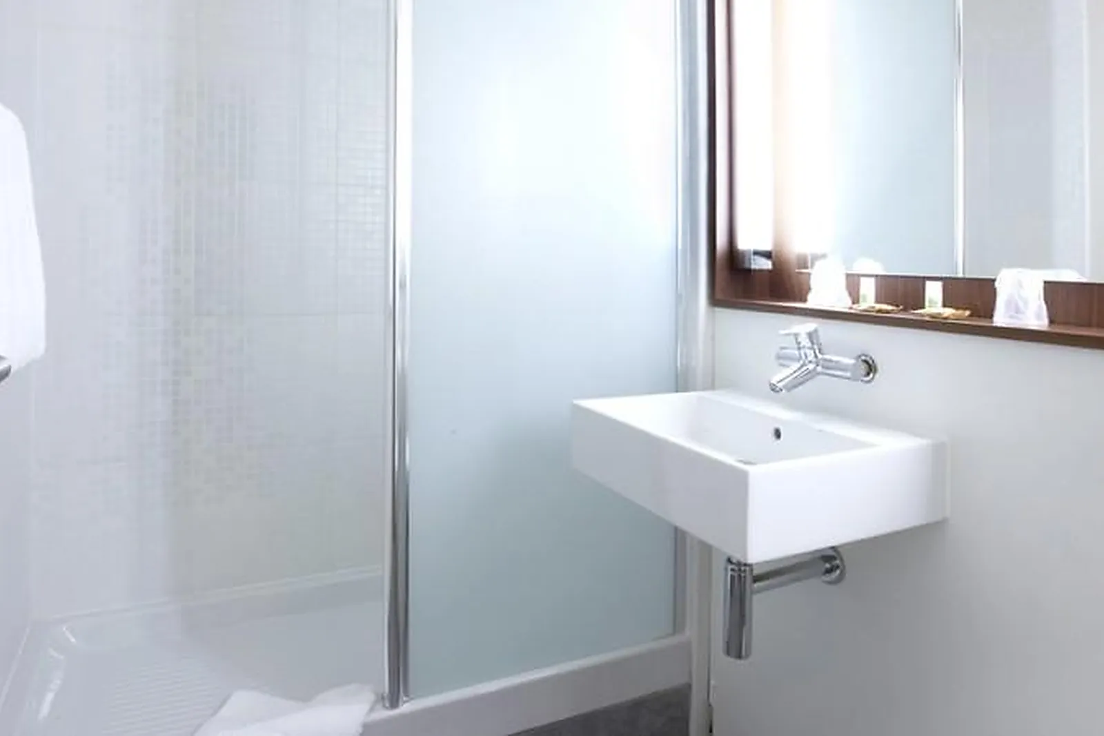 Lieux événementiels, CAMPANILE VALENCE NORD