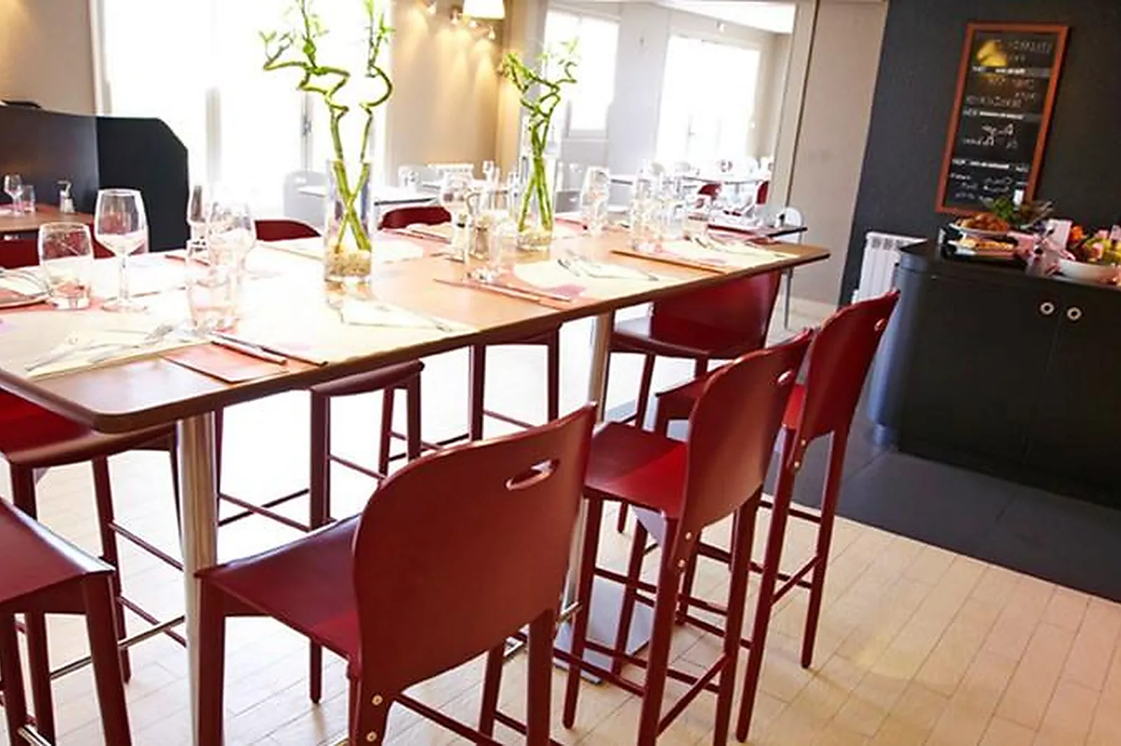 Lieux événementiels, CAMPANILE VANNES