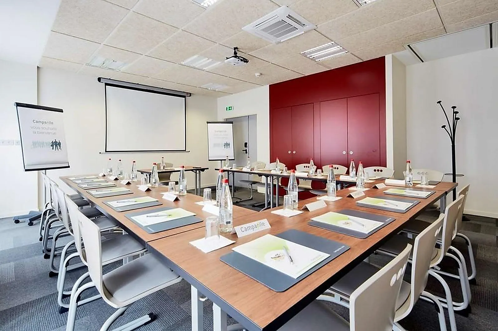 Lieux événementiels, CAMPANILE VANNES