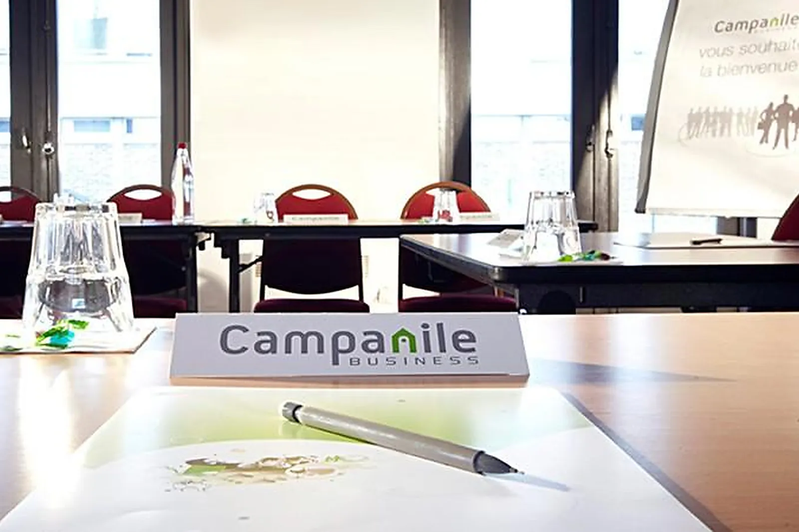 Lieux événementiels, CAMPANILE VANNES