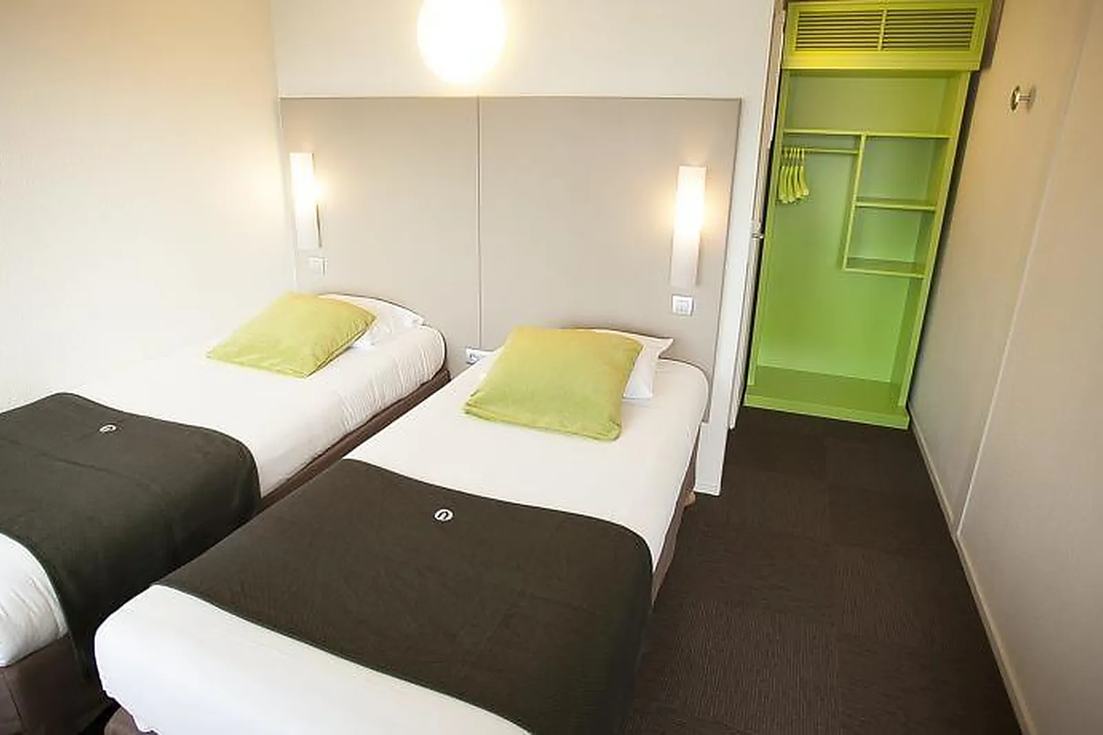 Lieux événementiels, CAMPANILE VIRÉ