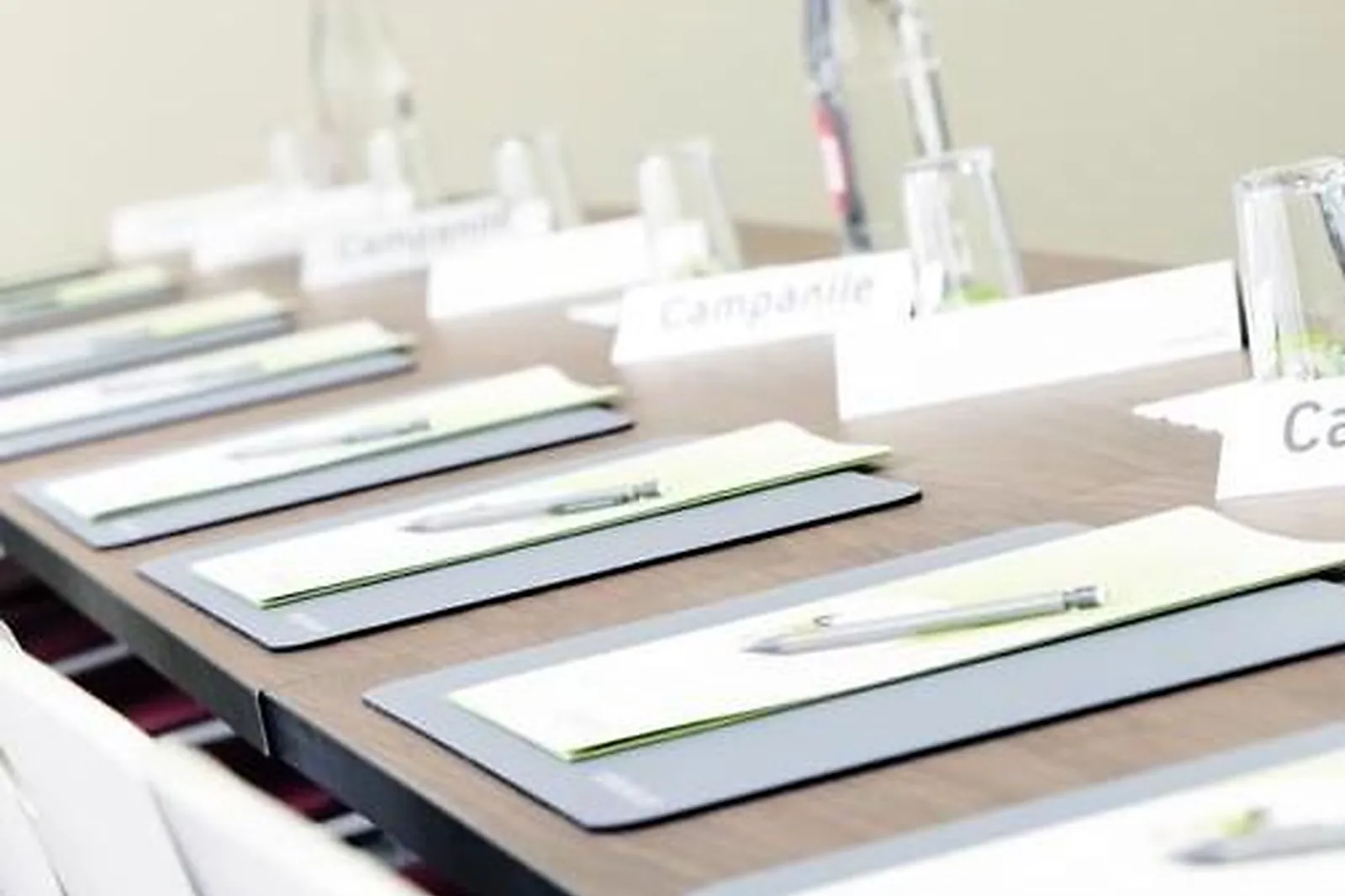 Lieux événementiels, CAMPANILE VIRÉ